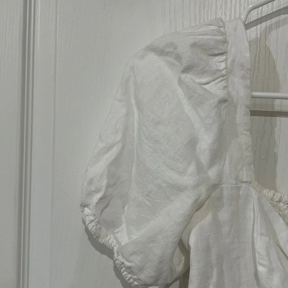 Abercrombie & Fitch smocked detailing